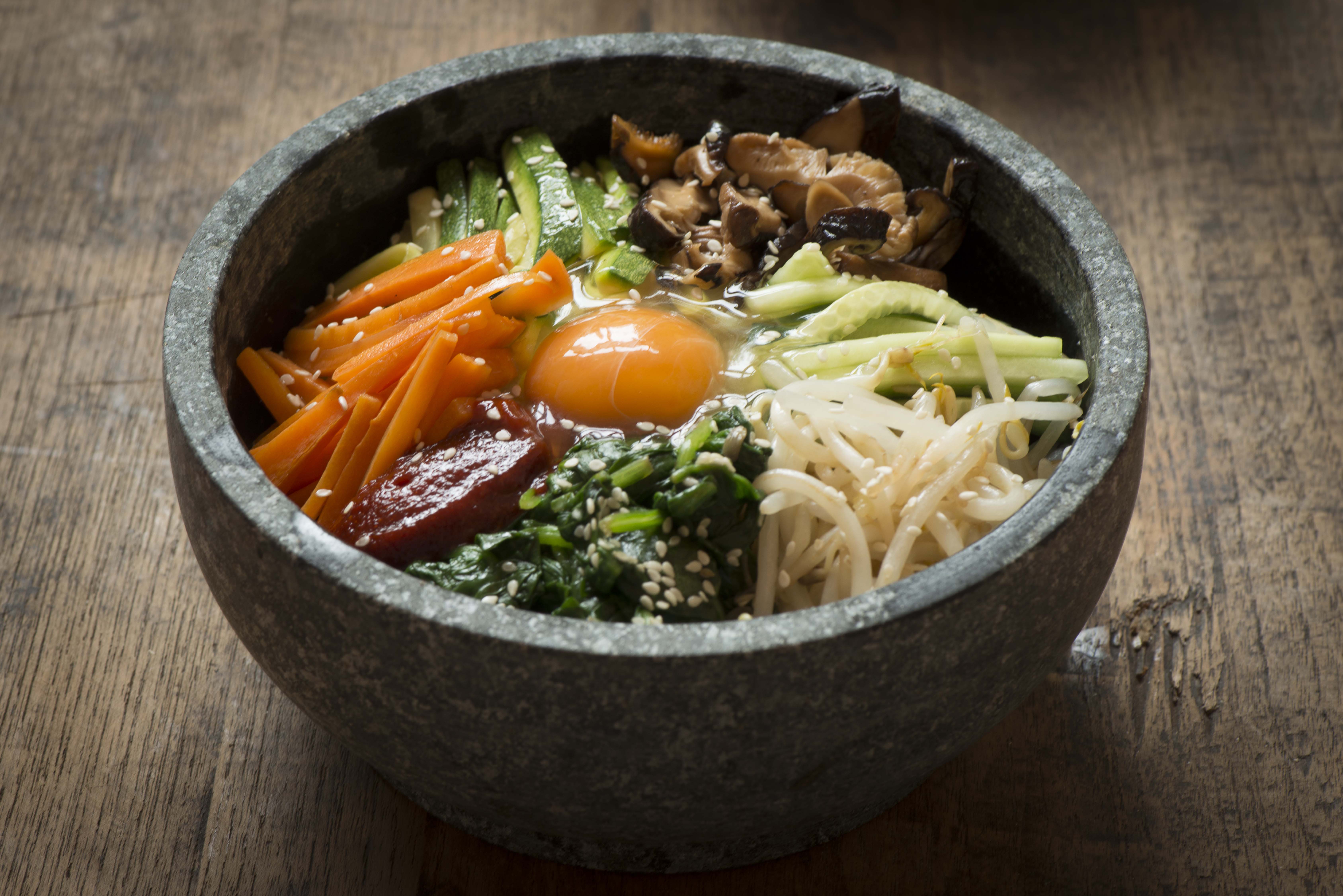 한국 음식 비빔밥 이미지
